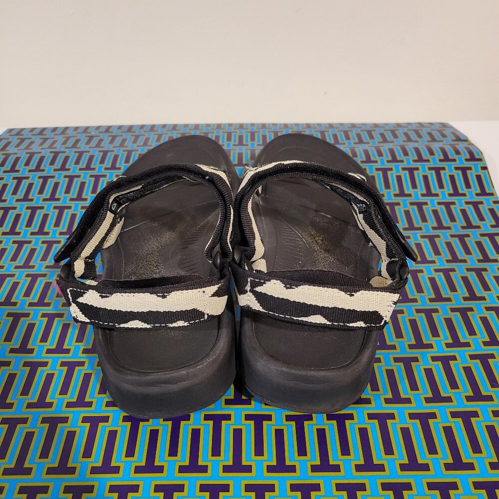 TEVA Platform Sandal Batik Print Size 8.5 Like New - Picture 5 of 7